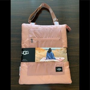 Brand New!The UGG Mischa outdoor blanket